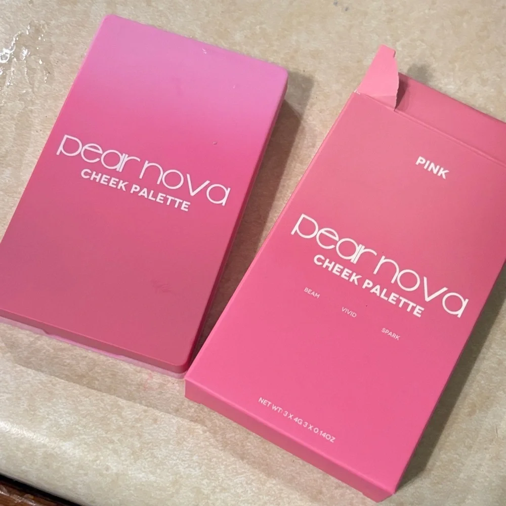 Pear Nova Cheek Palette - Pink Shades